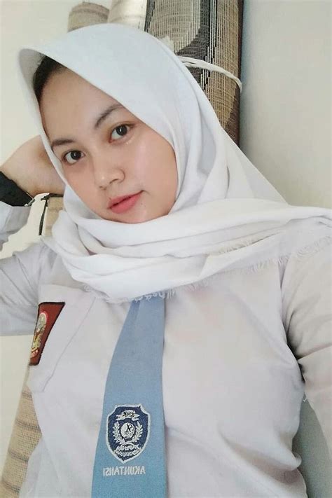 ngentot viral|Ngentot Rebecca Siswi SMA Bandung viral Pakai Baju Jilbab。